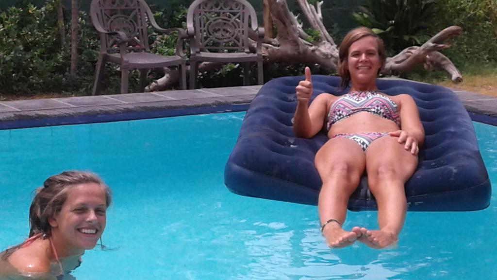 The Blue Beach Guesthouse Negombo Luaran gambar
